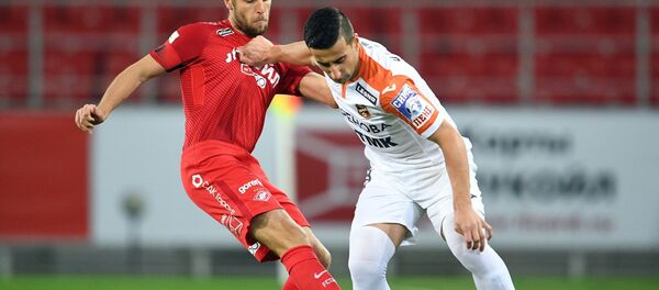 Футбол. Игрок Урала Георгий Чантурия - Sputnik Грузия