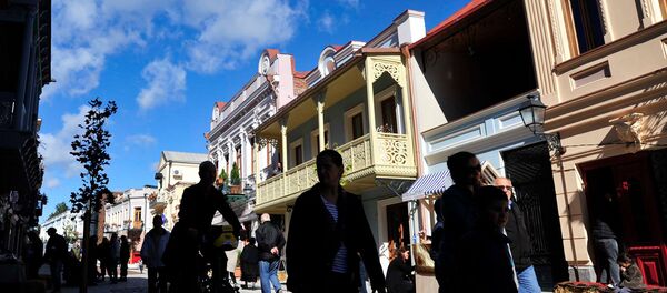 Квартал Новый Тифлис во время празднования Тбилисоба - Sputnik Грузия