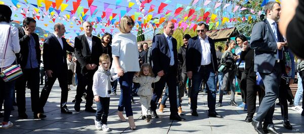 ვადით ნარმანია ოჯახთან ერთად „თბილისობაზე“ ვადით ნარმანია ოჯახთან ერთად „თბილისობაზე“ - Sputnik საქართველო