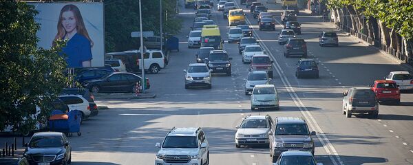 ტრანსპორტის მოძრაობა მშრალ ხიდთან ტრანსპორტის მოძრაობა მშრალ ხიდთან - Sputnik საქართველო