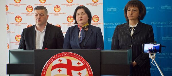Депутаты от Альянса патриотов Грузии Ада Маршания, Георгий Ломия и Нато Чхеидзе - Sputnik Грузия