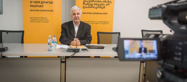 Пресс-конференция Айдинова - Sputnik Грузия
