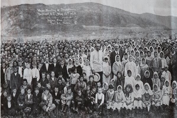 Архивный снимок 1928 года из домашнего архива Батуриных: духоборцы в Канаде - Sputnik Грузия