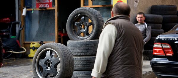 Один из автосервисов в грузинской столице Один из автосервисов в грузинской столице - Sputnik Грузия