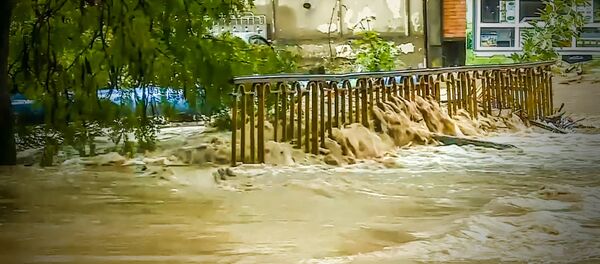 Наводнение в Кутаиси: кадры затопленных улиц - Sputnik Грузия