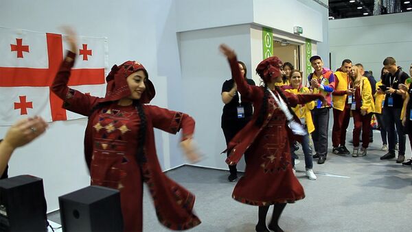 Грузия на YOUTH EXPO: как на выставке в Сочи учат грузинским танцам - Sputnik Грузия
