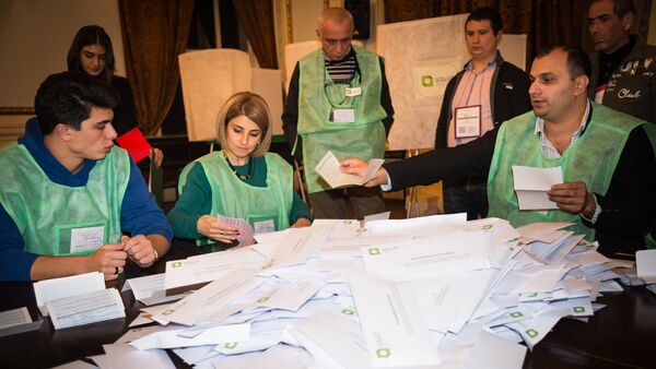 Подсчет голосов на выборах в местные органы власти - Sputnik Грузия