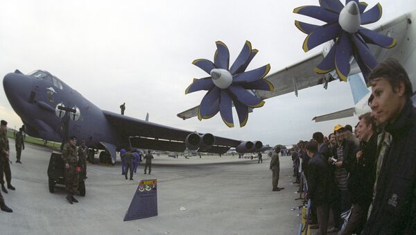 Стратегический американский бомбардировщик B-52. 6-й Международный авиакосмический салон МАКС-2003 - Sputnik Грузия