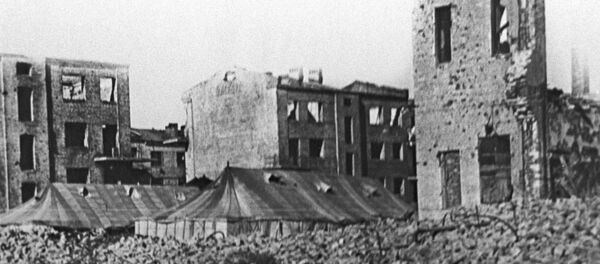 Руины Сталинграда во время Великой Отечественной войны - Sputnik Грузия