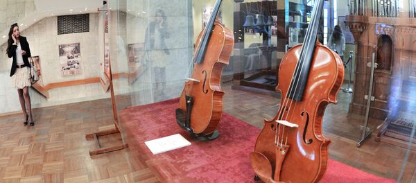 Скрипки работы Антонио Страдивари - Sputnik Грузия