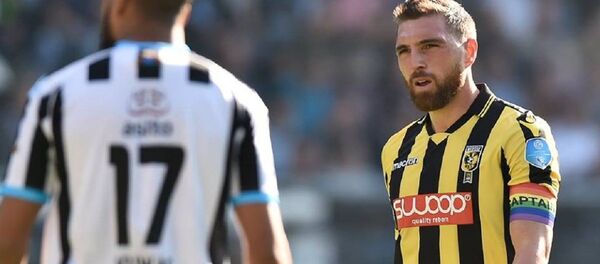 „ვიტესის“ კაპიტანი და საქართველოს ნაკრების მცველი გურამ კაშია „ვიტესის“ კაპიტანი და საქართველოს ნაკრების მცველი გურამ კაშია - Sputnik საქართველო