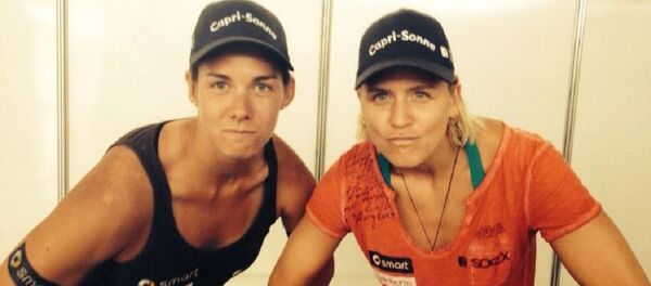 Чемпионки мира по пляжному волейболу Лаура Людвиг и Кира Валкенхорст Чемпионки мира по пляжному волейболу Лаура Людвиг и Кира Валкенхорст - Sputnik Грузия