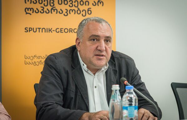 Директор Кавказского института региональной безопасности Александр Русецкий - Sputnik Грузия