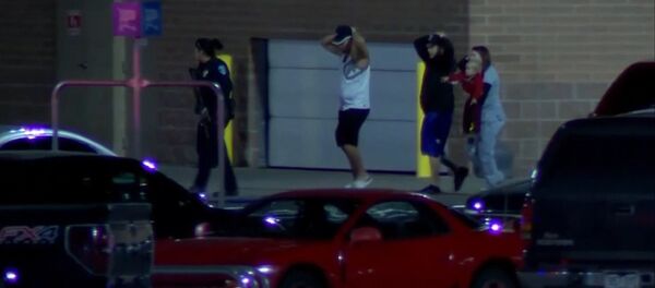 Кадры с места стрельбы в Колорадо, где погибли три человека - Sputnik Грузия