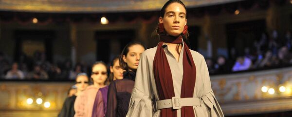 დიზაინერი Salome. მოდის კვირეული Mercedes-Benz Fashion Week Tbilisi - Sputnik საქართველო