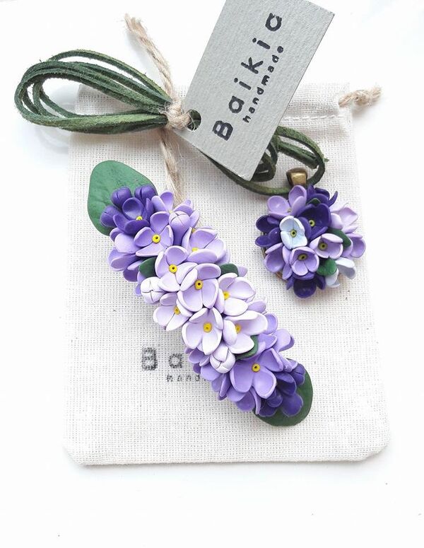 თმის სამაგრი და გულსაბნევი თმის სამაგრი და გულსაბნევი - Sputnik საქართველო