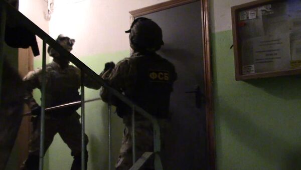 ФСБ обнародовала кадры задержания членов запрещенного экстремистского движения - Sputnik Грузия