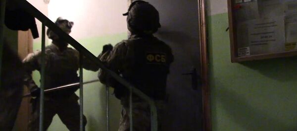 ФСБ обнародовала кадры задержания членов запрещенного экстремистского движения - Sputnik Грузия
