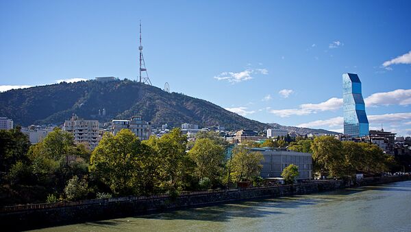 Вид на набережную Тбилиси и гору Мтацминда - Sputnik Грузия