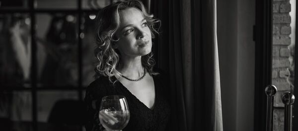 Жена Армена Джигарханяна Виталина Цымбалюк-Романовская в Тбилиси - Sputnik Грузия