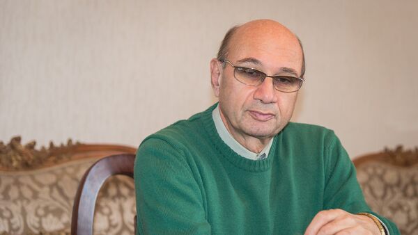 Астролог Михаил Цагарели - Sputnik Грузия