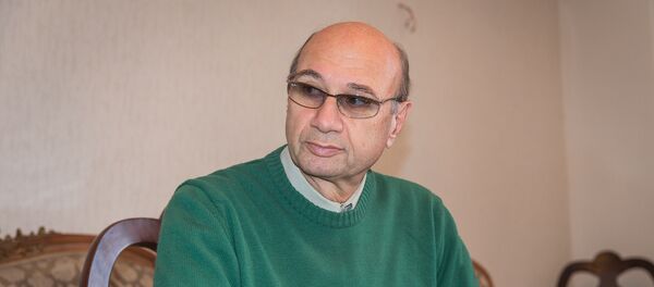 Астролог Михаил Цагарели - Sputnik Грузия