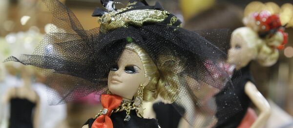 Выставка куклы Barbie в Центре современного искусства Винзавод - Sputnik Грузия