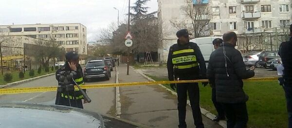 Полиция на месте спецоперации в Исанском районе столицы Грузии - Sputnik Грузия