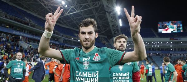 Центральный защитник сборной Грузии по футболу и ФК Локомотив (Москва) Саба Кверквелия - Sputnik Грузия