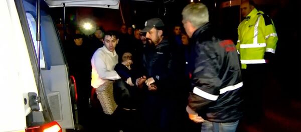 Как медики помогали людям во время пожара в отеле Лео Гранд в Батуми - Sputnik Грузия