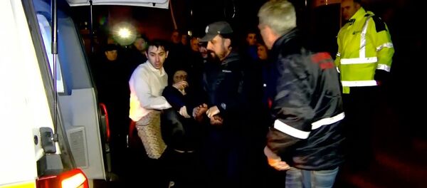 ბათუმის სასტუმრო ლეო გრანდში ხანძრის დროს დაშავებულთა დახმარებაში სასწრაფოს ათობით ბრიგადა მონაწილეობდა ბათუმის სასტუმრო ლეო გრანდში ხანძრის დროს დაშავებულთა დახმარებაში სასწრაფოს ათობით ბრიგადა მონაწილეობდა - Sputnik საქართველო