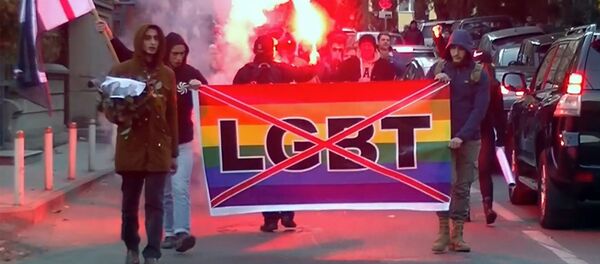 საქართველოს პატრიოტთა ალიანსის წარმომადგენლებმა სახალხო დამცველის ოფისთან საპროტესტო აქცია გამართეს საქართველოს პატრიოტთა ალიანსის წარმომადგენლებმა სახალხო დამცველის ოფისთან საპროტესტო აქცია გამართეს - Sputnik საქართველო