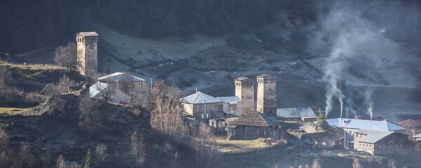 Сванские башни по дороге в Ушгули - Sputnik Грузия