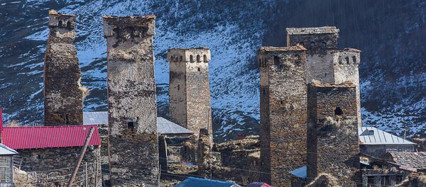 Сванские башни в Ушгули - Sputnik Грузия