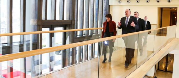 შვეიცარიისა და საქართველოს პრეზიდენტები დორის ლოიტჰარტი და გიორგი მარგველაშვილი შვეიცარიისა და საქართველოს პრეზიდენტები დორის ლოიტჰარტი და გიორგი მარგველაშვილი - Sputnik საქართველო