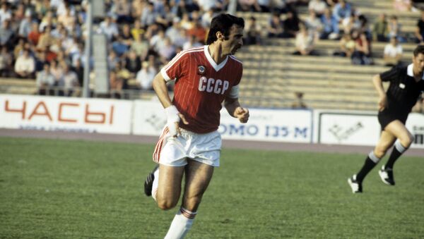 Александр Чивадзе, защитник сборной команды СССР по футболу 1986 года. - Sputnik Грузия