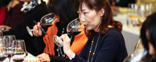 ქართული ღვინის დეგუსტაცია ქართული ღვინის დეგუსტაცია - Sputnik საქართველო