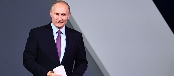 Президент России Владимир Путин - Sputnik Грузия