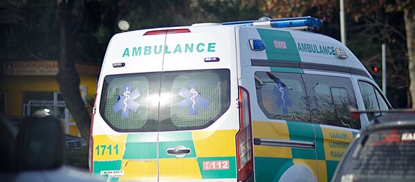 Бригада Скорой медицинской помощи на выезде Бригада Скорой медицинской помощи на выезде - Sputnik Грузия