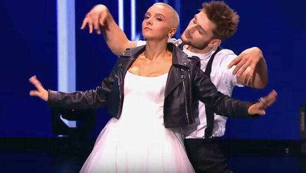 Теона и Александр Крупельницкий на шоу Танцы на ТНТ - Sputnik Грузия