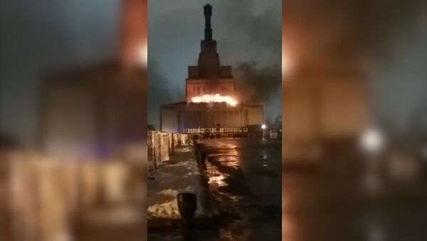 Пожар в первом павильоне ВДНХ - Sputnik Грузия