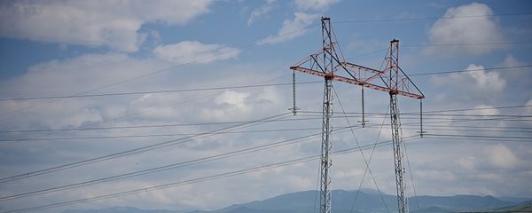 Высоковольтная линия электропередач в Восточной Грузии Высоковольтная линия электропередач в Восточной Грузии - Sputnik Грузия