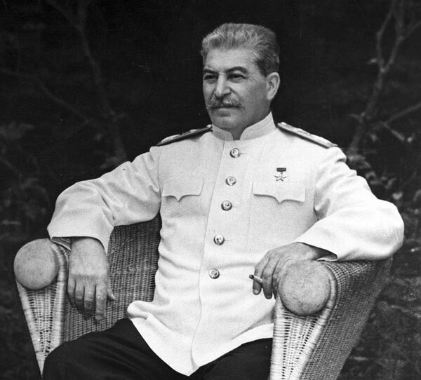 Как цвет глаз влияет на действия политиков Как цвет глаз влияет на действия политиков - Sputnik Грузия