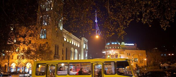 Ночной вид на проспект Руставели в Тбилиси - Sputnik Грузия