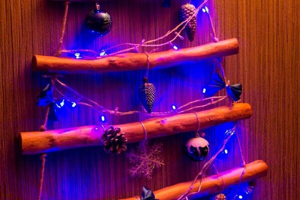 კედლის ნაძვის ხე კედლის ნაძვის ხე - Sputnik საქართველო