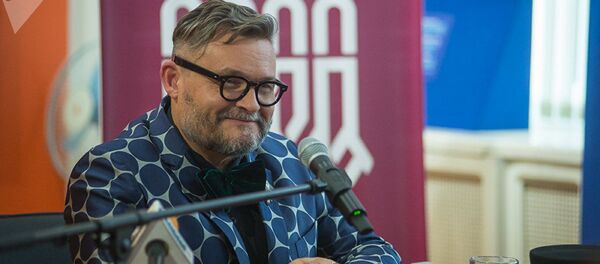 Историк моды Александр Васильев - Sputnik Грузия