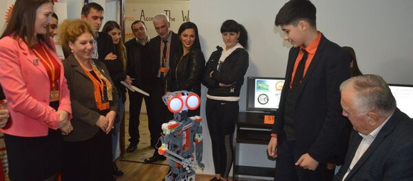 Робот, измеряющий расстояние - Sputnik Грузия