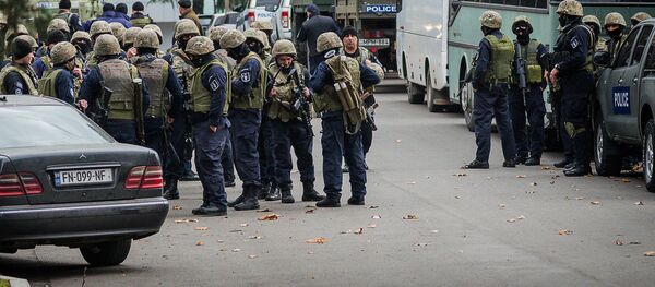 სპეცნაზი ანტიტერორისტული ოპერაციის დროს თბილისში სპეცნაზი ანტიტერორისტული ოპერაციის დროს თბილისში - Sputnik საქართველო