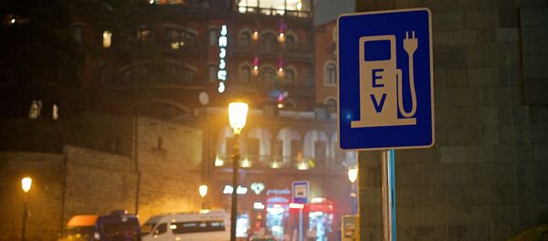 ელექტრომობილის დამტენი სადგური ელექტრომობილის დამტენი სადგური - Sputnik საქართველო