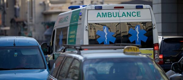 Бригада Скорой медицинской помощи на выезде Бригада Скорой медицинской помощи на выезде - Sputnik Грузия